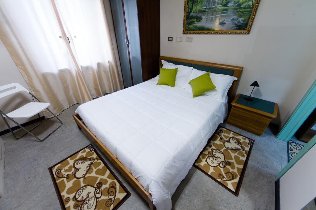 Alloggio Lancia Apartment ตูริน ภายนอก รูปภาพ